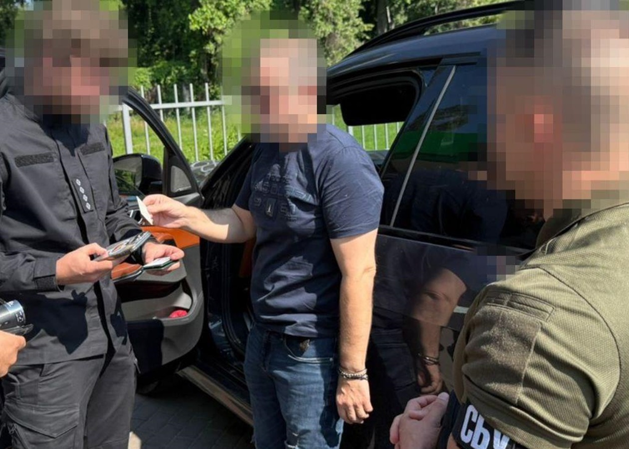 Викрито посадовців, що привласнили понад 60 млн грн на авто для ЗСУ