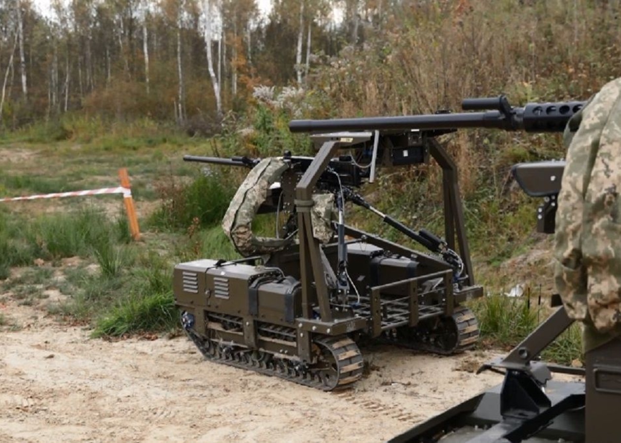 Замінив піхотинців: у ЗСУ робот із кулеметом утримував позицію понад місяць
