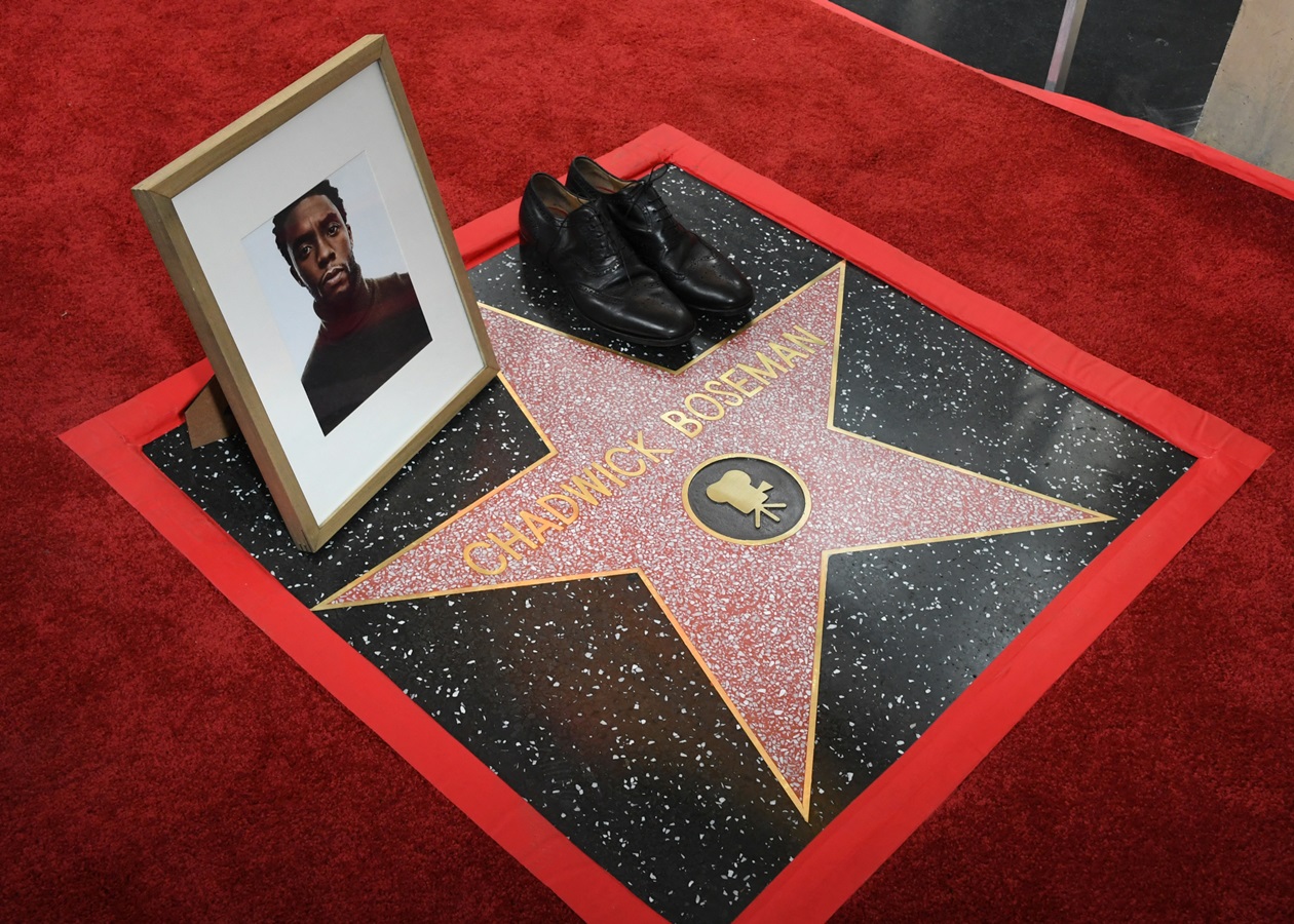 На Алеї слави відкрили зірку Чедвіка Боузмана: Голлівуд вшанував легенду