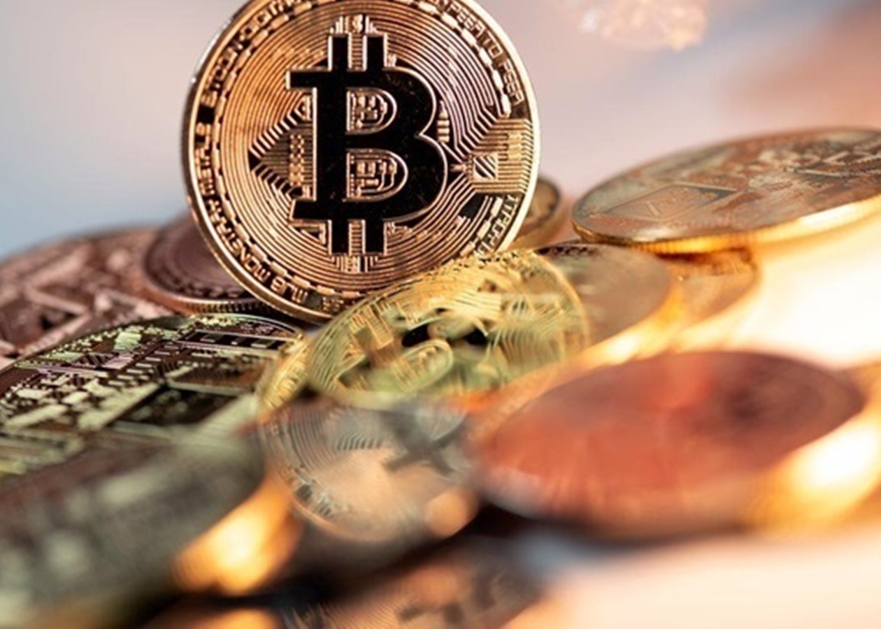 Bitcoin почав зростати, подолавши позначку у $90 000