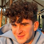 Український блогер-мільйонник зрікся України та одружився з росіянкою в РФ