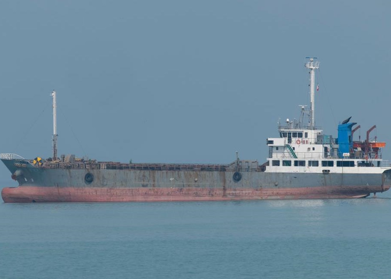 Іранські танкери з нафтою навчилися обходити блокаду США - ЗМІ