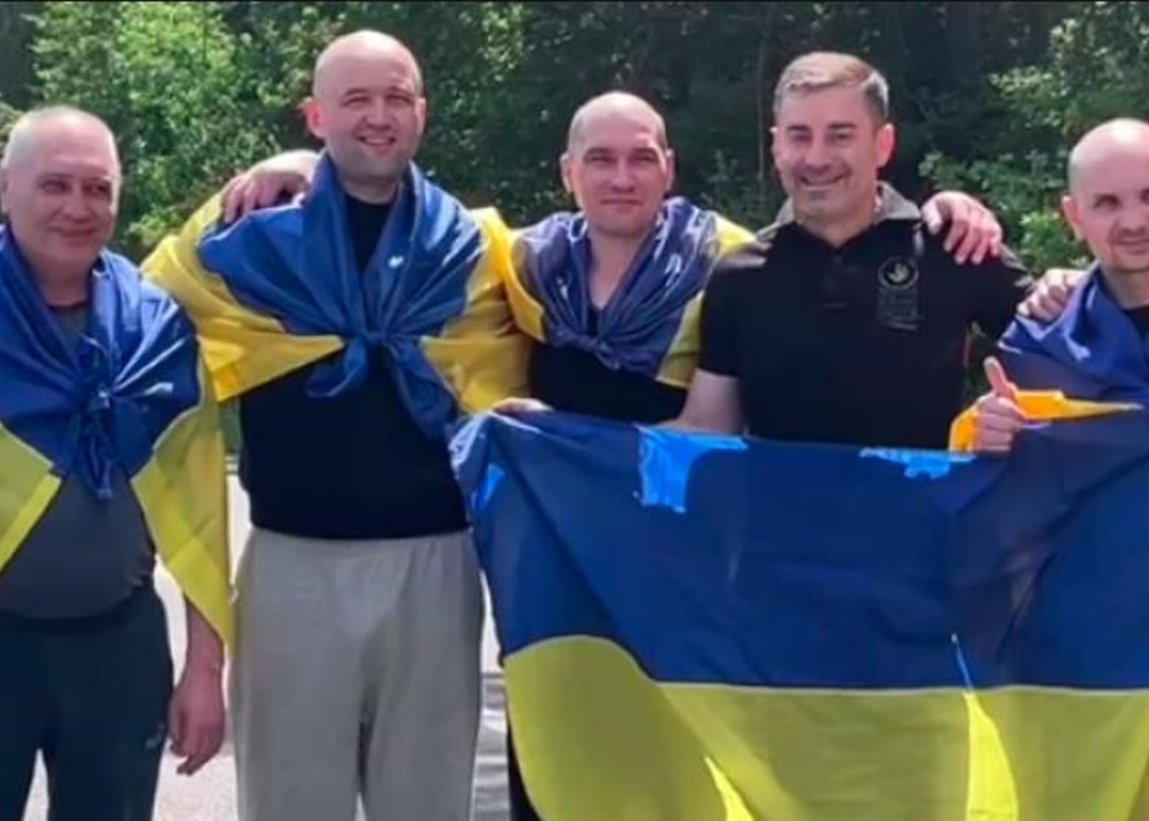 Україна повернула з полону Росії сімох цивільних