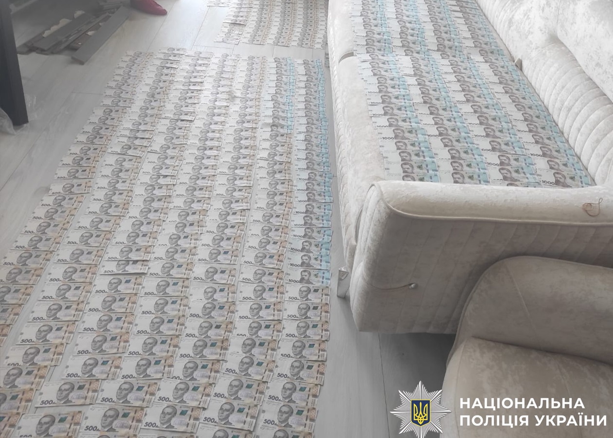 У Києві викрито мережу фіктивного працевлаштування у приватних ліцеях