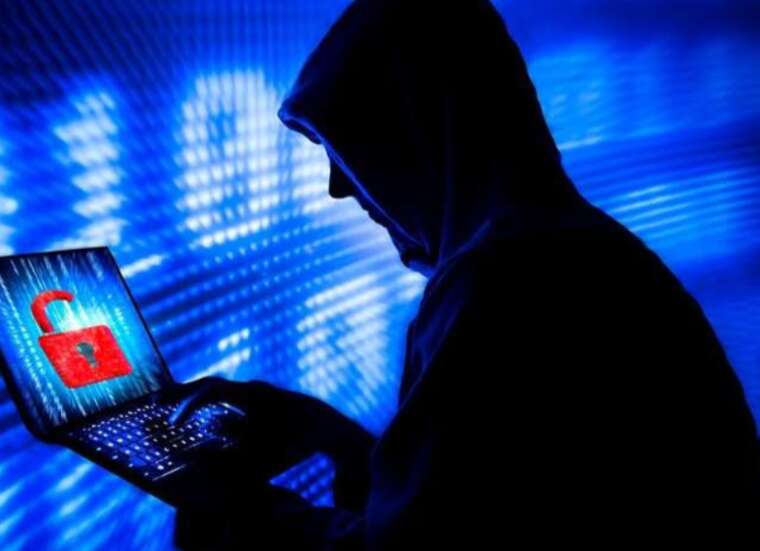 У Польщі після кібератаки на медичну систему стався витік даних 19 мільйонів людей