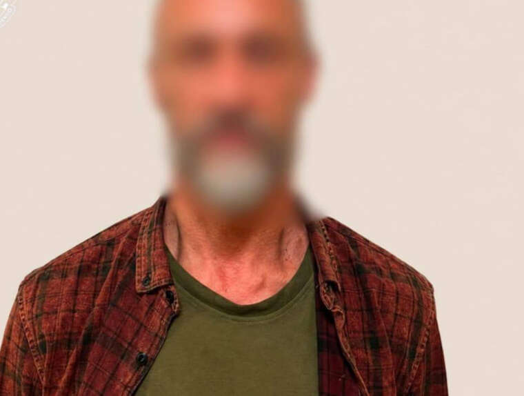 У Києві чоловік продавав наркотики гостям домашніх вечірок: вилучили понад 1,5 кг речовин