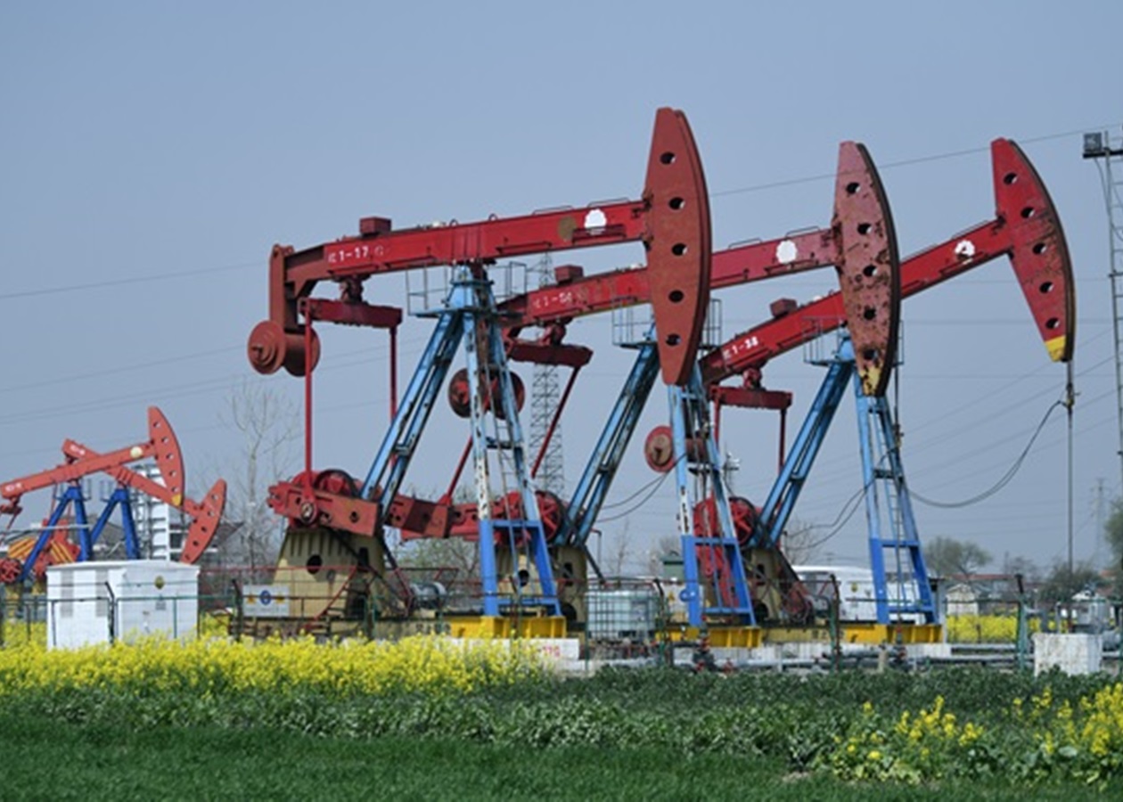 Нафта може зрости ще на $25: що відбувається в Ормузькій протоці