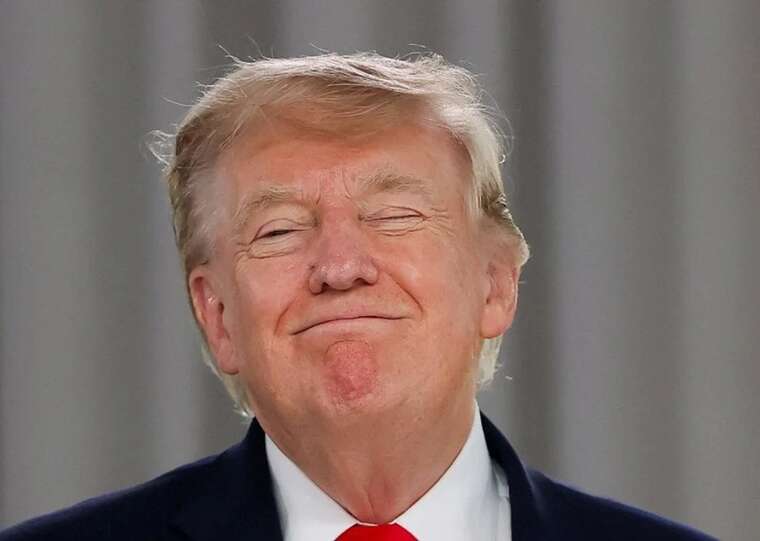 Трамп заявив, що не поверне CNN, Politico та MSNBC доступ до Білого дому